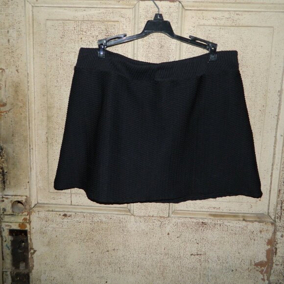 Lands' End Textured Swim Skort Size 14 (AA-37) - Picture 1 of 6